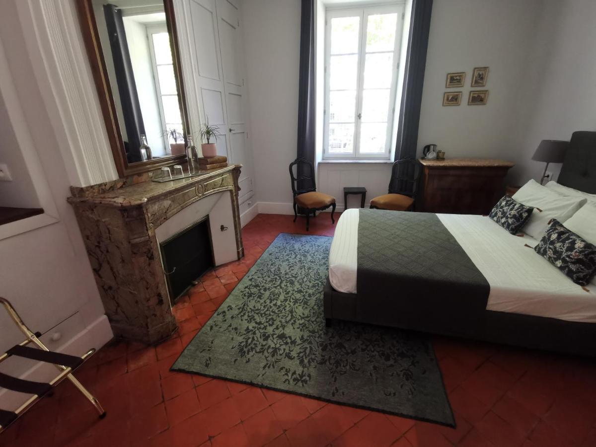 Maison De L'Aguze Saint-Pons-de-Thomieres ภายนอก รูปภาพ
